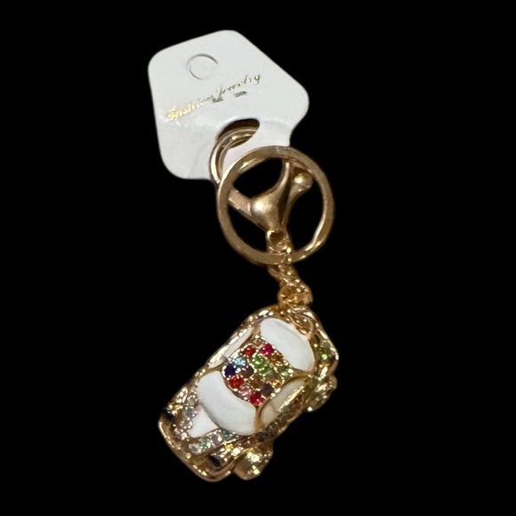 Handbags - rhinestone-encrusted Volkswagen Beetle (Bug) car keychain and bag new